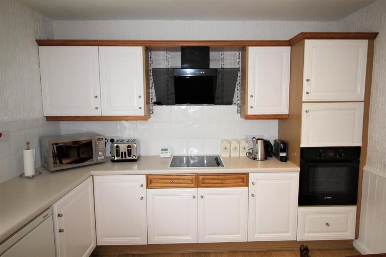 Whitley Bay - Sleeps 6 - Refurbished Throughout - Fast Wifi - Dogs Welcome Екстер'єр фото